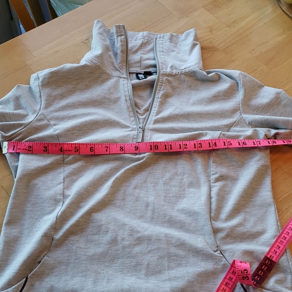 Roots light grey pullover - Picture 12 of 13